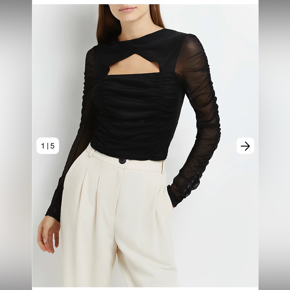 RIVER ISLAND Cutout Ruched Top Sz XS